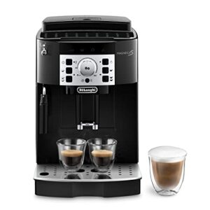 De'Longhi Magnifica S ECAM 22.110.B Kaffeevollautomat mit Milchaufschumdse fr Cappuccino, mit Espresso Direktwahltasten und Drehregler, 2-Tassen-Funktion, 1,8 Liter Wassertank, Schwarz/Silber